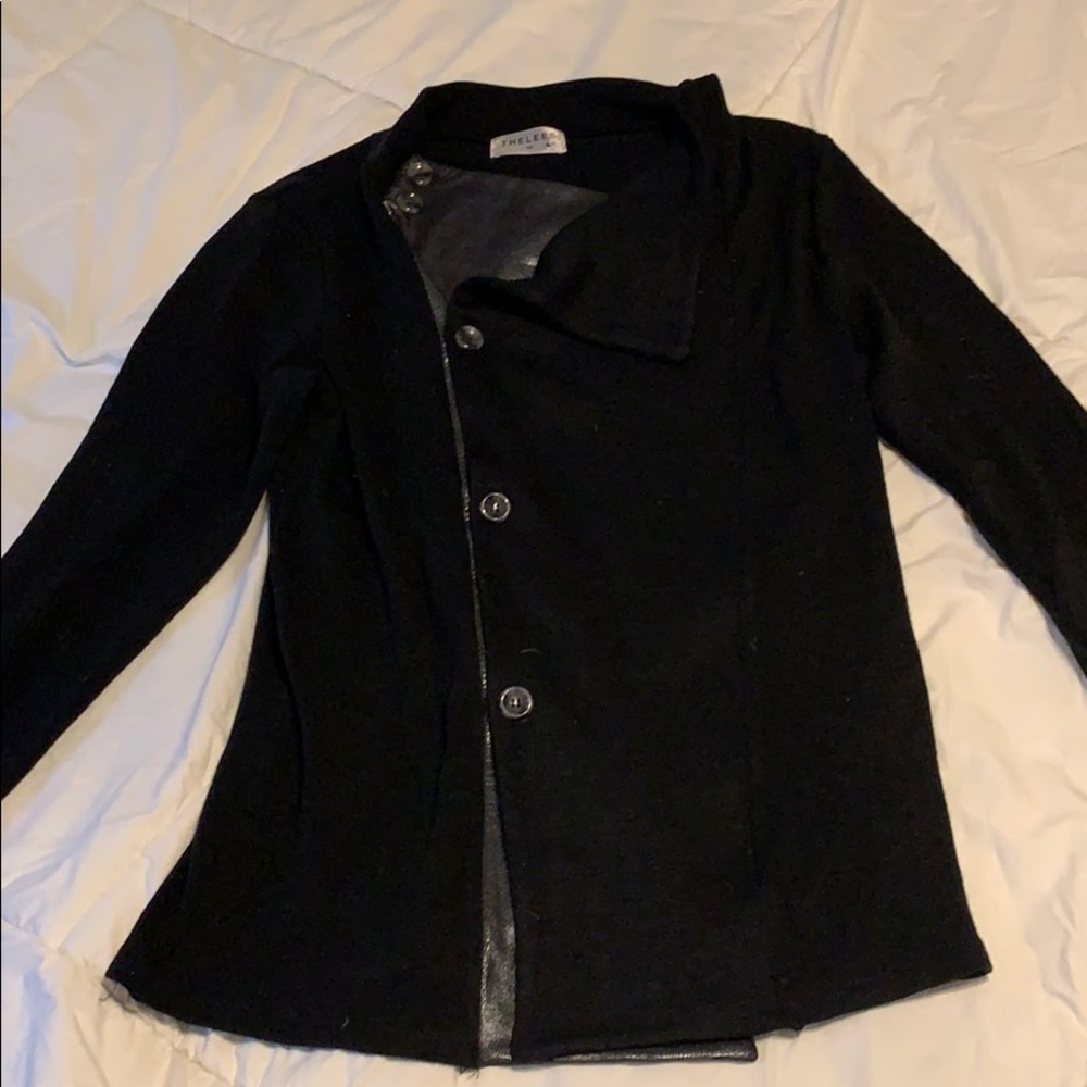 New never worn without tags sweater
